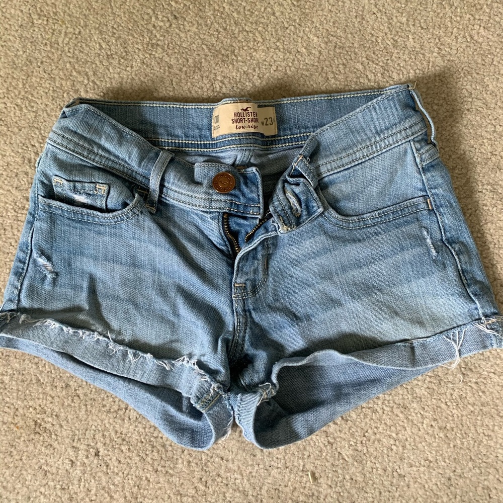 Medium wash jean shorts